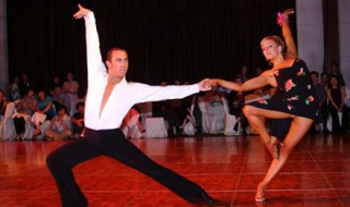 拉丁舞练习方法 五项提高拉丁舞练习的基本方法