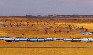 克拉马依旅游景区在哪里 下面给大家介绍一下