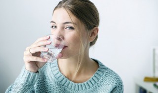 喝水多尿多正常吗 如果喝水多小便多对吗