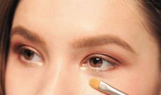 眼睛化妆的技巧 怎样化眼妆