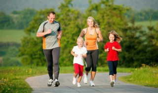 儿童长跑的正确方法与技巧 如何提高小孩长跑能力