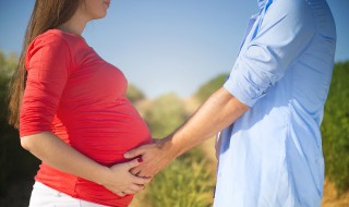 怀孕期间出现哪些症状需要格外注意 怀孕期间出现什么症状需要格外注意什么事项