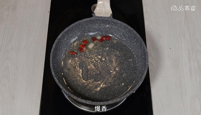 黄豆芽炒肉皮的做法 黄豆芽炒肉皮怎么做