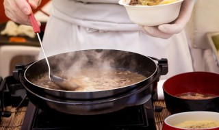 用电饭煲如何做玉米排骨汤 电饭煲怎么做排骨玉米汤