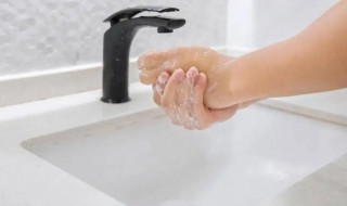 家庭洗手池清洗方法，洗手池怎么样清洁最干净?