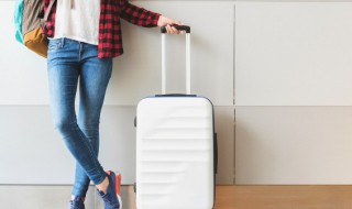 24寸行李箱能上飞机吗 24寸行李箱能坐飞机吗