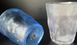 磨砂水杯可以装热水吗 磨砂水杯可以装热水吗吗