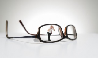 眼镜框什么材质好 眼镜框什么材质好一些