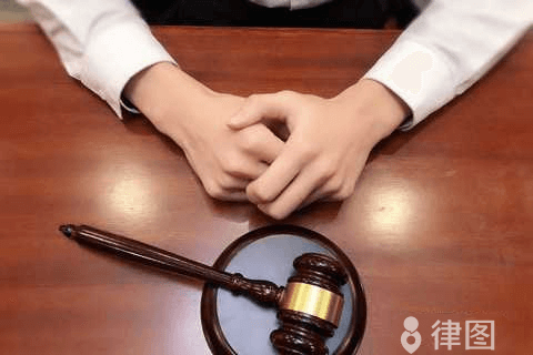 女子遇渣男 分手不成被捅8刀：施暴也是犯罪！