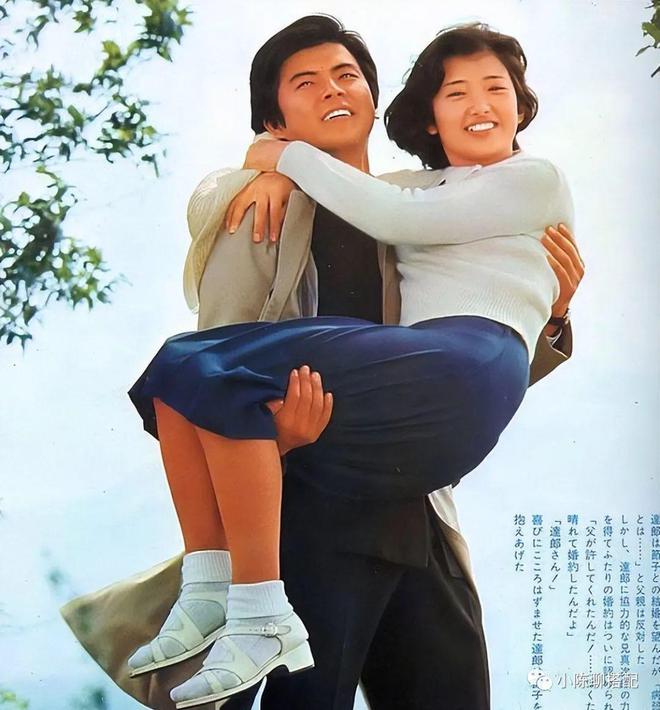 看了山口百惠的秋冬穿搭，才明白：再过40年，你穿衣也不如她时髦