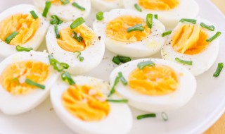 鸡蛋和石榴能一起吃吗 鸡蛋和石榴能一起吃吗?
