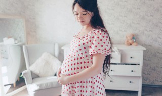 孕妇喝银耳汤好吗，孕妇喝银耳汤好吗还是喝燕药好