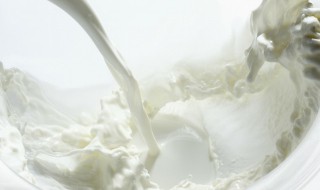 如何识别牛奶中掺入了水杨酸 如何识别牛奶中掺入了水杨酸成分