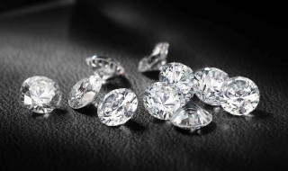 怎样鉴选宝石钻石首饰（如何鉴定钻石?）
