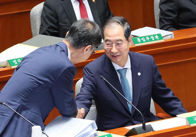 又给日本站台？韩国总理竟“要为日本核污水更名”