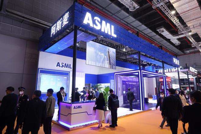 ASML年内仍可出口高端浸润式光刻系统 光刻机概念股震荡