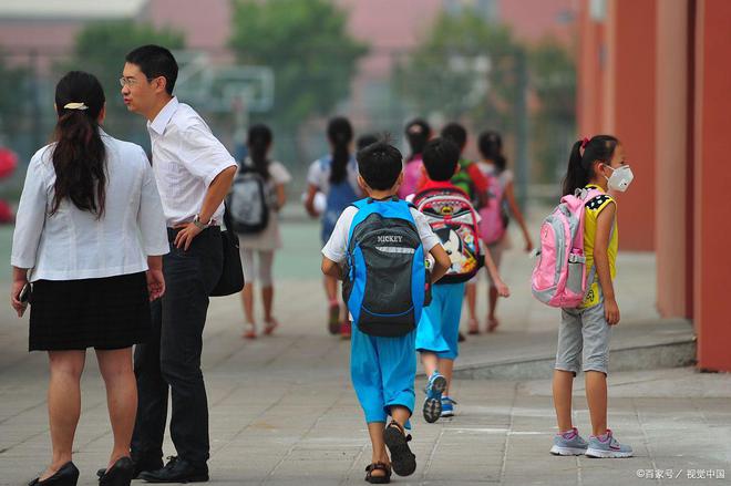 入学困难？第一批二孩达上学年龄，小学入学人数达到近几年峰值