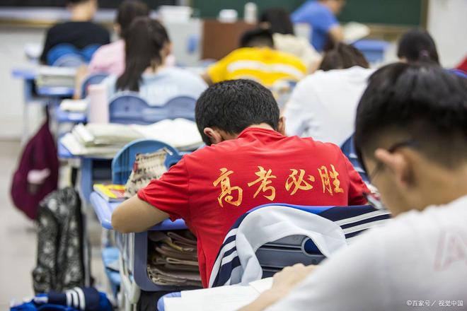 回流生成为历史？黑龙江发布通告称：将限制学生回省高考引争议