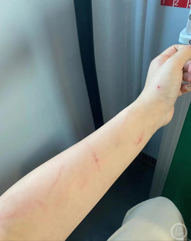 天津警方通报“女子高铁拒绝换座遭殴打”事件