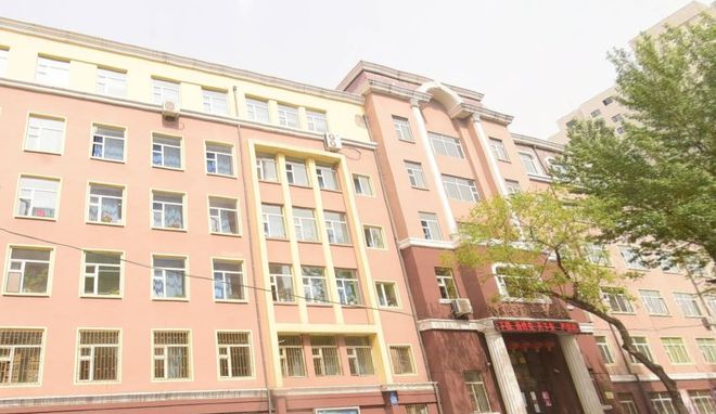 哈尔滨市17中学，年级排多少名，有望考入省重点？基于近三年数据