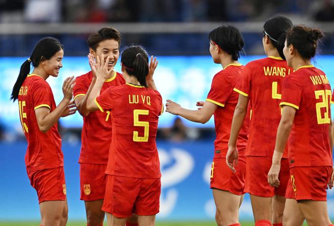 中国女足7比0大胜守住“铜牌底线”，但本月底还有更重大考验