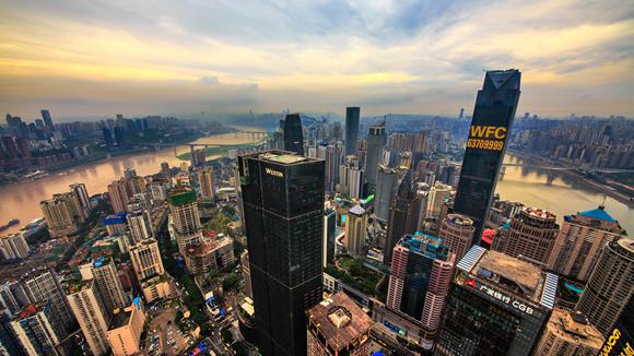 中国地产重庆南岸江湾国际易主 全球最高摩天双子塔成泡影