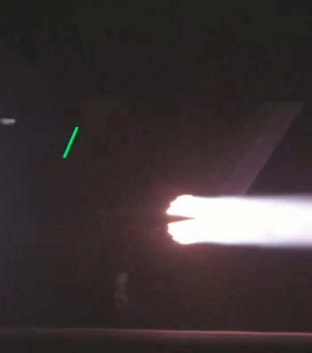   美媒援引的视频显示：以军首次出动F-35战机轰炸加沙  