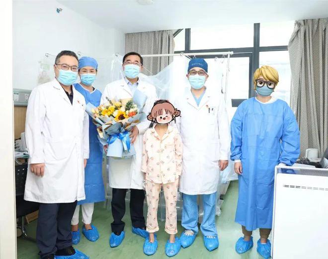 8岁女孩患上尿毒症，肾移植后重获新生