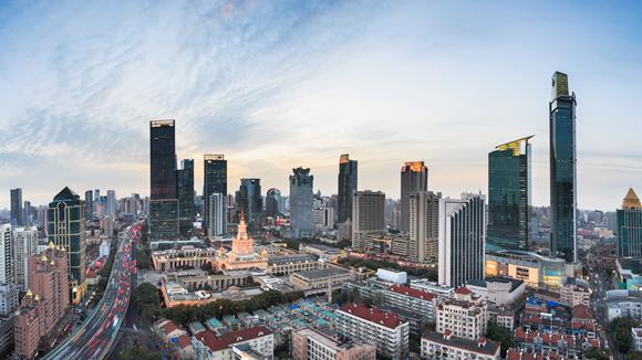 上海三批次二轮：保利发展14.88亿元竞得松江洞泾镇地块 溢价率7.12%