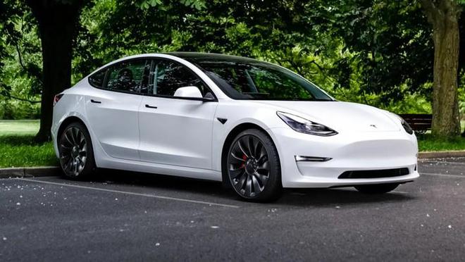 特斯拉全新 Model 3 高性能版史诗级加强后，会有多「恐怖」？