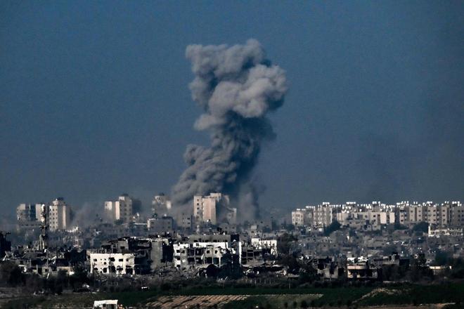 以军攻击烈度空前 加沙地带北部通信再次瘫痪 新一批援助物资运抵加沙