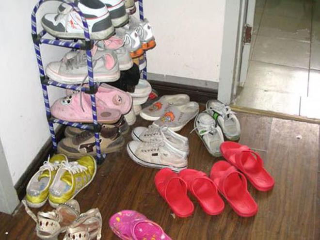 门口的鞋子多又乱，看起来很脏很乱，这让很多家庭非常头疼！