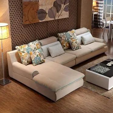 在家中不要选择L型沙发，而是考虑购买横排沙发，这不是开玩笑