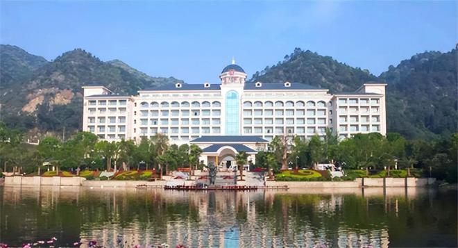 重庆的恒大酒店被拍卖了，2.6亿起，谁会是接盘侠？