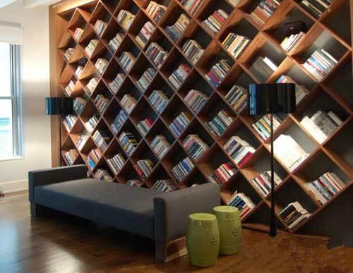 家里没有独立书房，设计这样的书架，不仅有颜值还能珍藏书